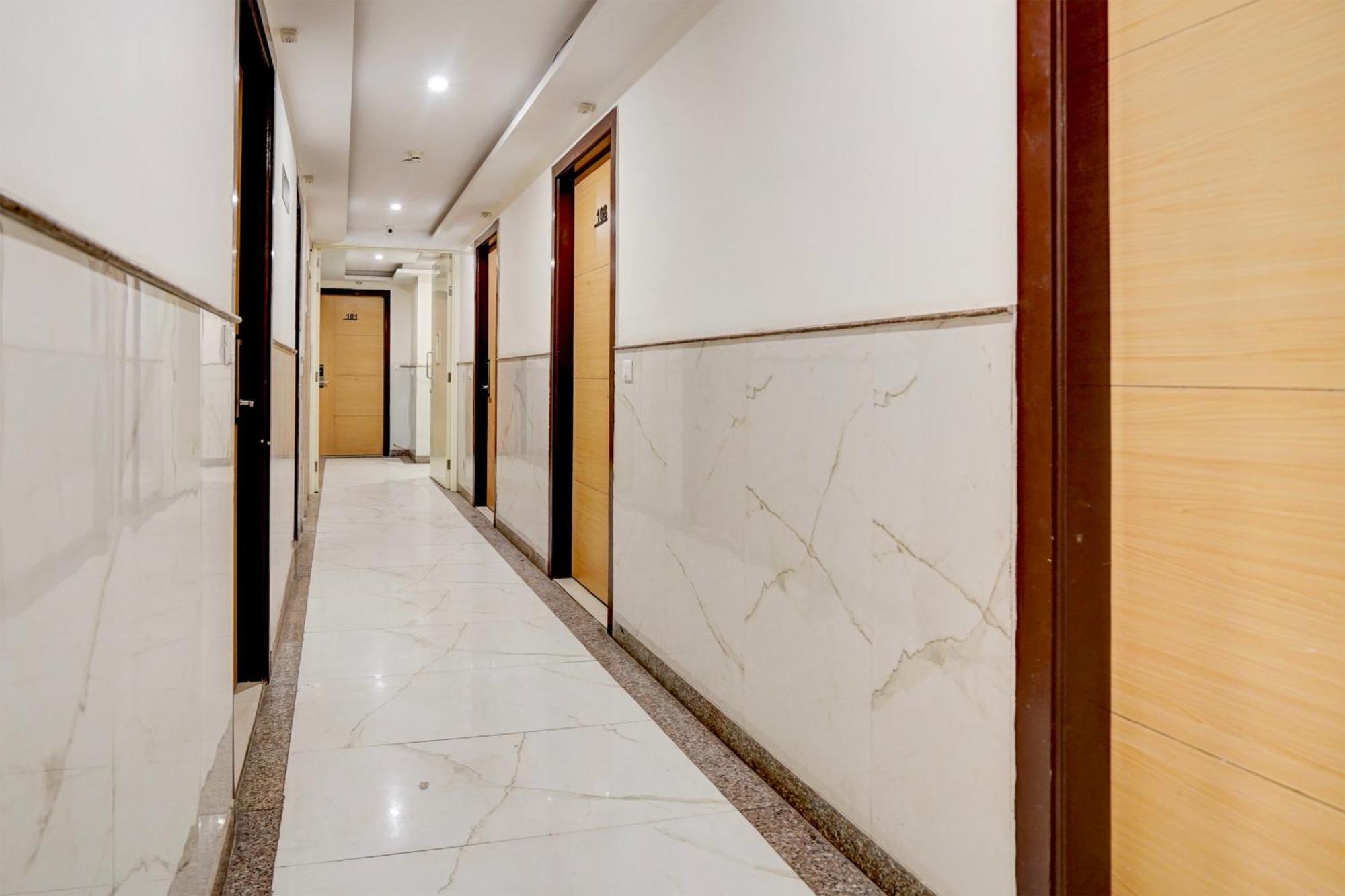 Super Townhouse Airport Road Delhi Hotel New Delhi Exterior foto
